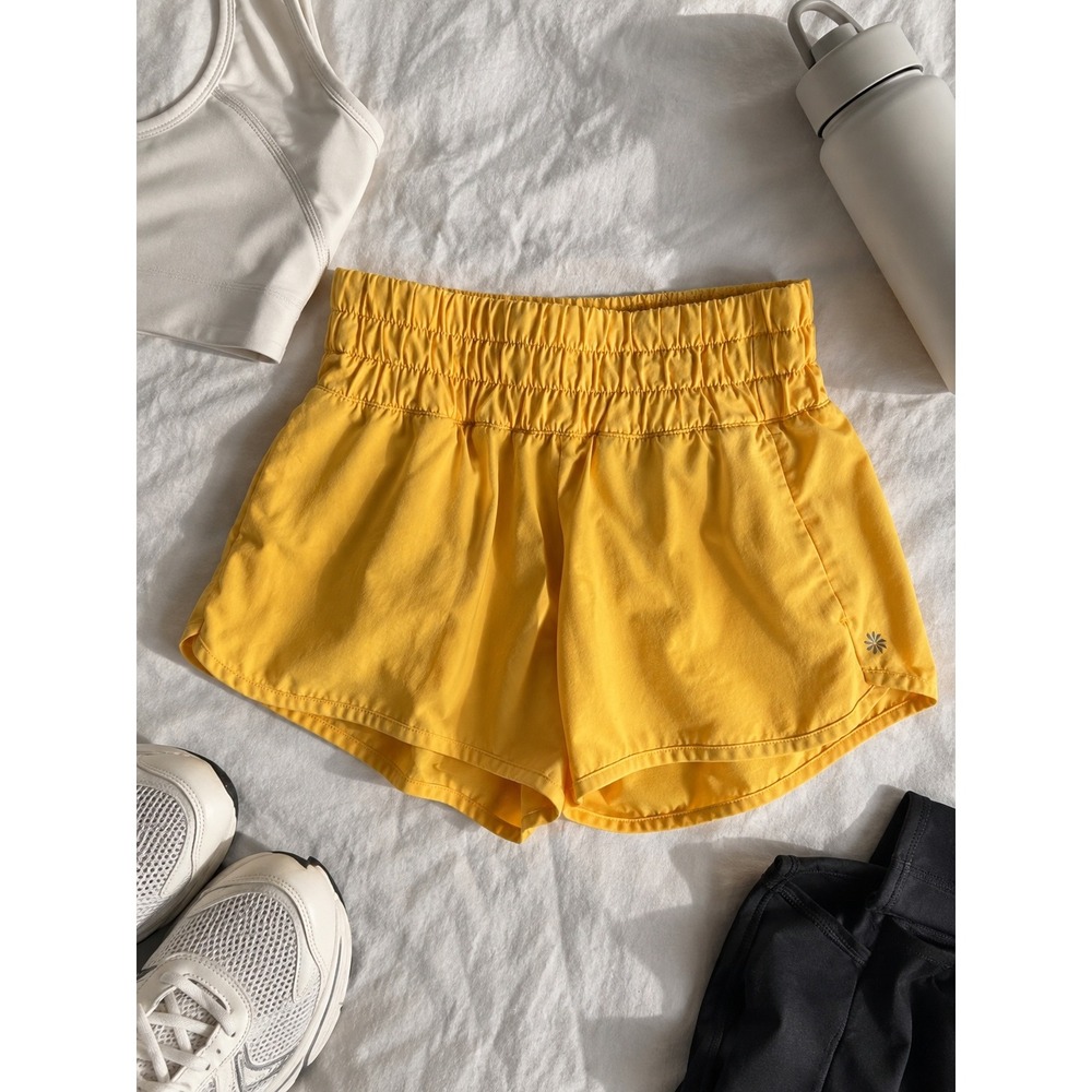 Athleta Girl All Star 2.5 Inch Shorts Yellow Smocked Waist Active L 12 14
